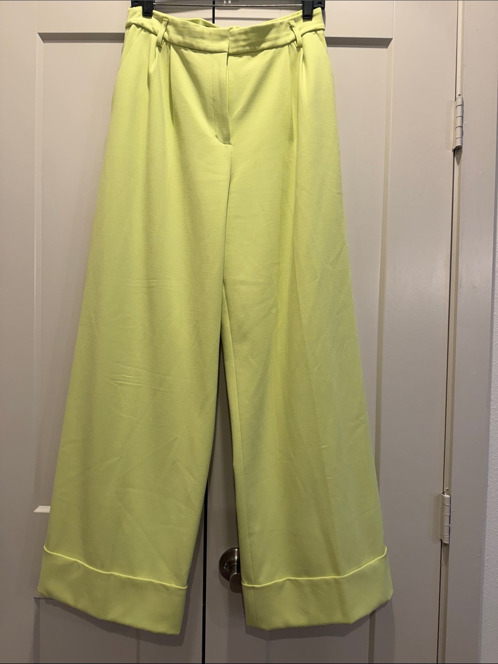 Wide-Leg High-Waist Pants in Lime - Express